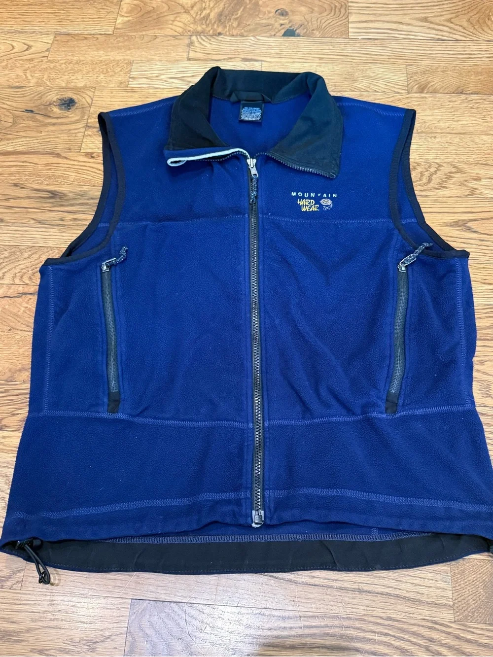 Mountain Hardwear. Men's Vintage Fleece Vest. Blue/Black. Size Medium.